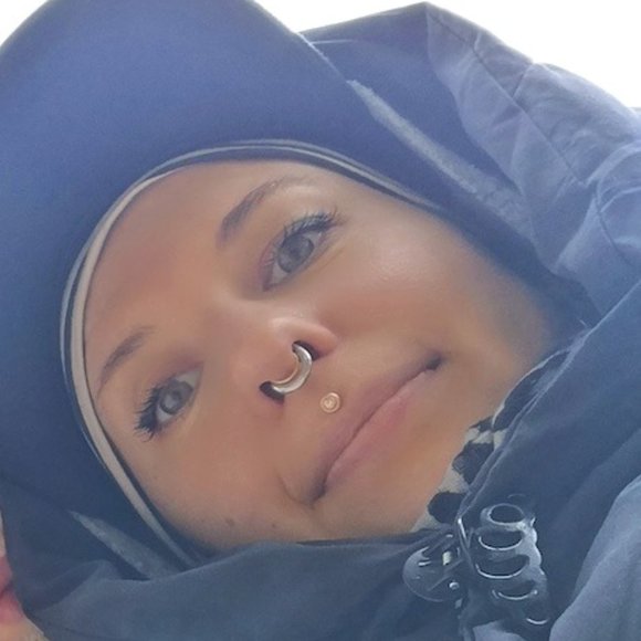 Alchemy Adornment solid gold Round Milgrain Threadless end - Picture 4 of 5